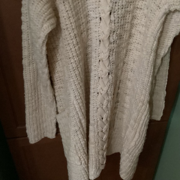 Poof apparel med cardigan small mint condition off white - Picture 8 of 9